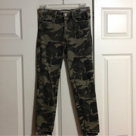 ZARA BASIC Camouflage Size US 2 Denim Jeans Stretch Ankle Cropped Distressed - Picture 2 of 8